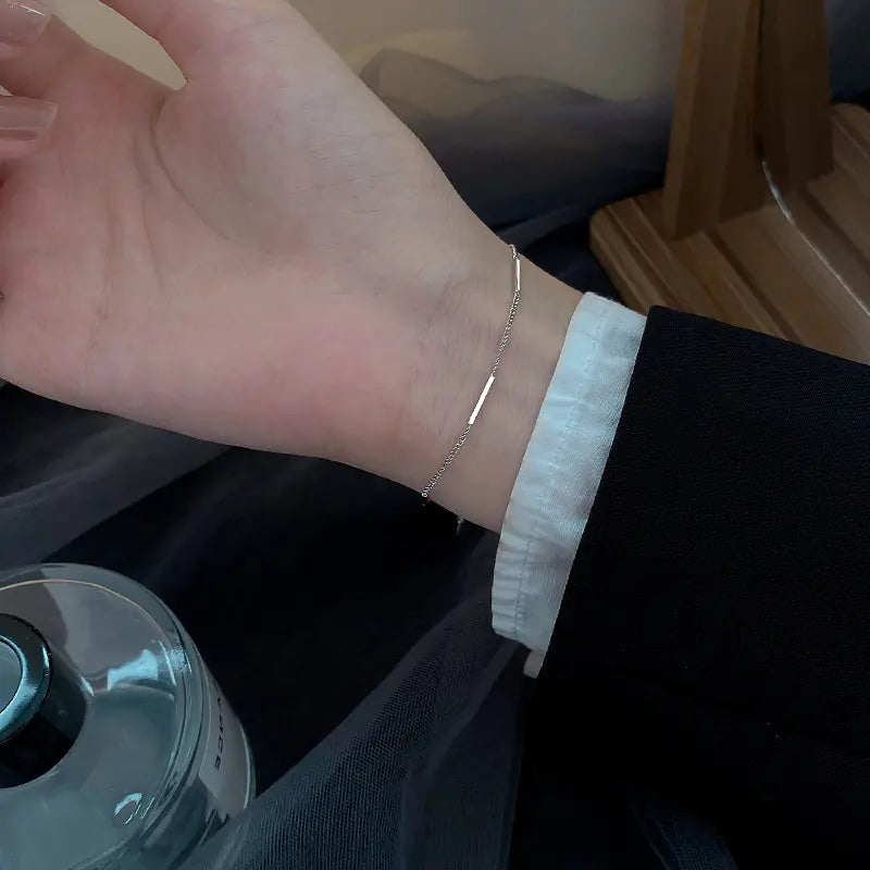925 Silver Minimalist Bracelet for Women - Elegant Design