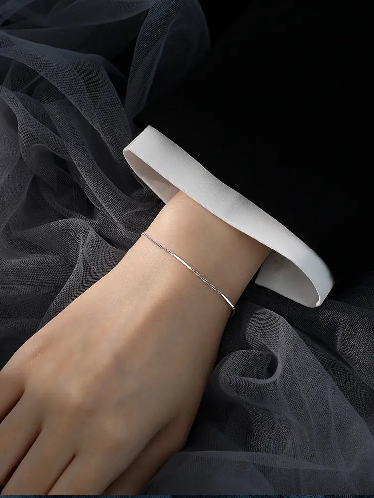 925 Silver Minimalist Bracelet for Women - Elegant Design